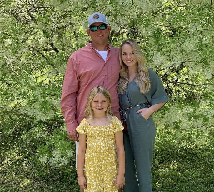 Captain Jared with wife and daughter